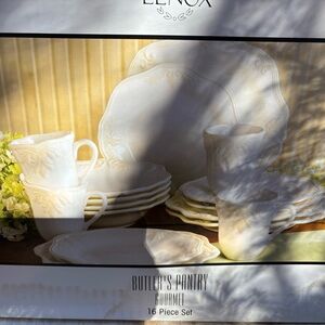 Lenox Butler's Pantry Gourmet 16-Piece Cream Dinnerware Set